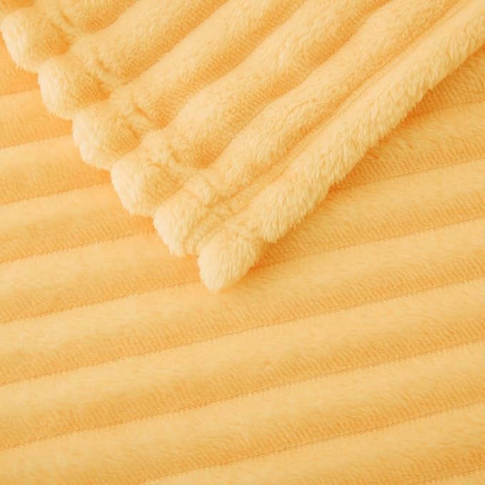 Light Yellow Fleece Throw Blanket 60”×80” - Image 5