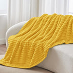 BEDELITE Fleece Throw Blanket for Couch - Image 8