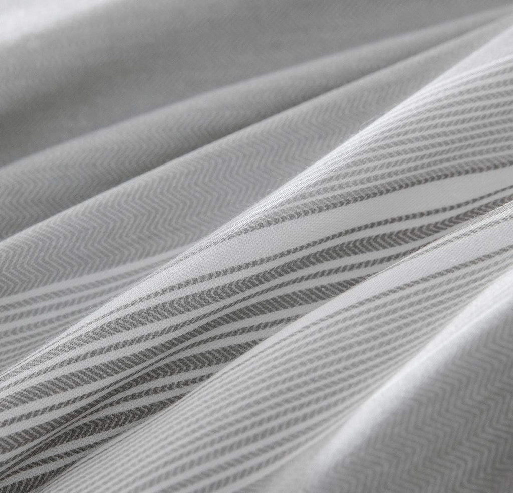 SLEEPBELLA Comforter King Size, 600 Thread Count Cotton Light Gray & White Stripes Reversible Pattern Grey Comforter Sets,Down Alternative Bedding Set 3Pcs (King, Grey Stripes)