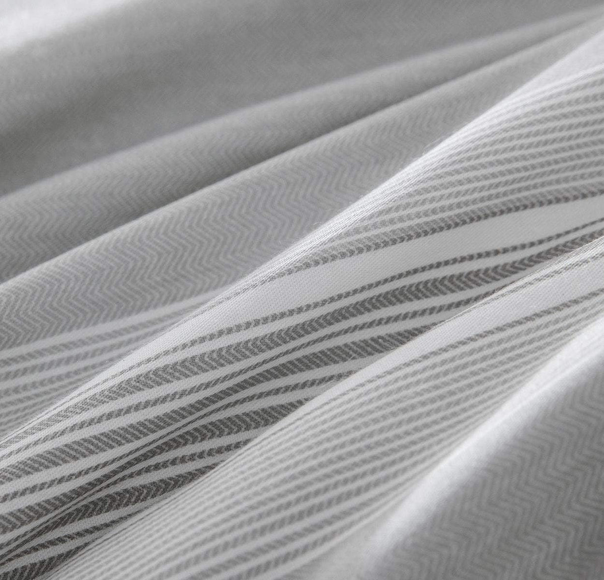 SLEEPBELLA Comforter King Size, 600 Thread Count Cotton Light Gray & White Stripes Reversible Pattern Grey Comforter Sets,Down Alternative Bedding Set 3Pcs (King, Grey Stripes)