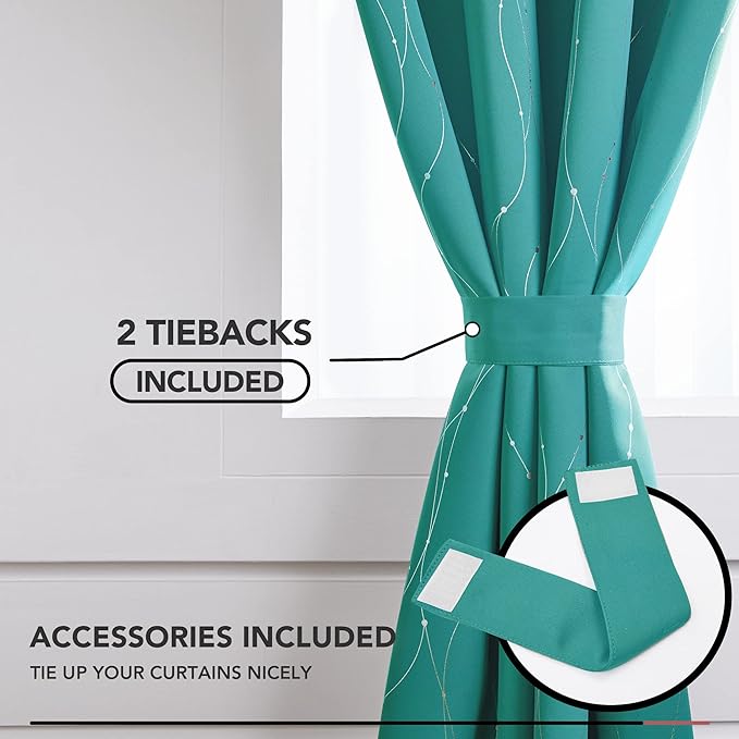 Deconovo Blackout Curtains for Living Room, Thermal Insulated Soundproof Drapes - Image 4