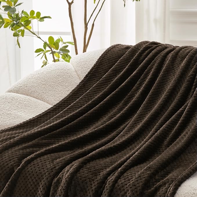 Exclusivo Mezcla Fleece Bed Blanket Queen Size, Super Soft and Warm Blankets - Image 5