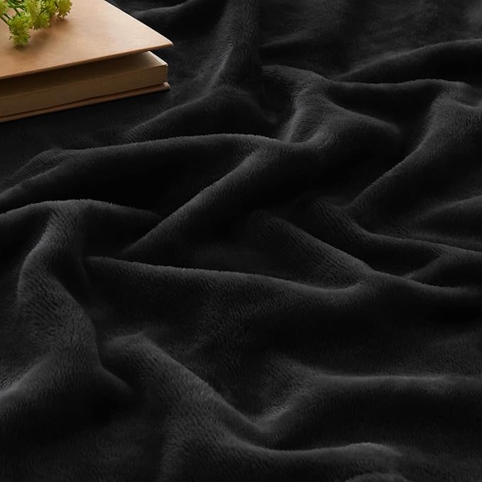 BEDELITE Fleece Blanket Black Throw Blanket - Image 3