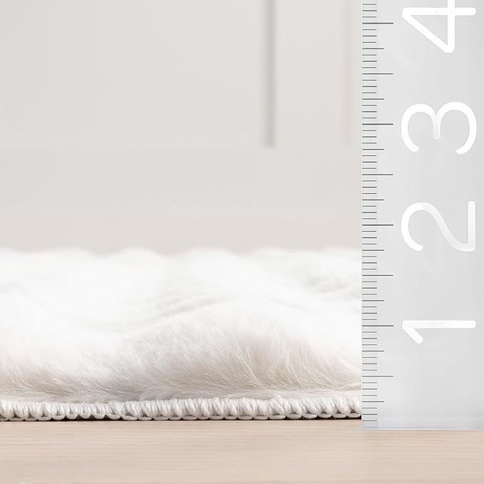 nuLOOM 7'6' x 9'6' Cozy Plush Area Rug, Machine Washable, Soft Fluffy Shag - Image 2