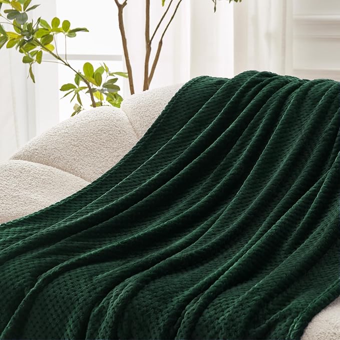 Exclusivo Mezcla Fleece Bed Blanket Queen Size, Super Soft and Warm Blankets - Image 5