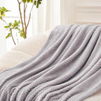 Exclusivo Mezcla Fleece Bed Blanket King Size, Super Soft and Warm Blankets - Image 4