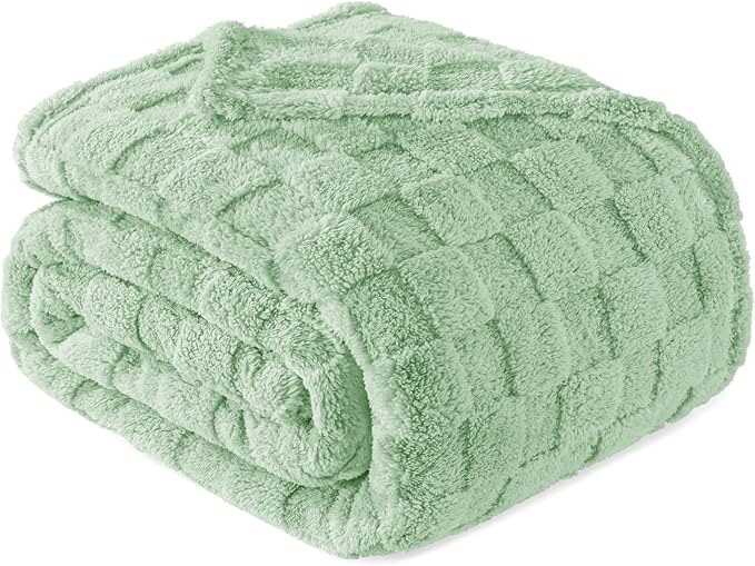 Exclusivo Mezcla Queen Size Flannel Fleece Blanket, Super Soft and Warm by ExclusivoMezcla