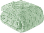 Exclusivo Mezcla Queen Size Flannel Fleece Blanket, Super Soft and Warm by ExclusivoMezcla