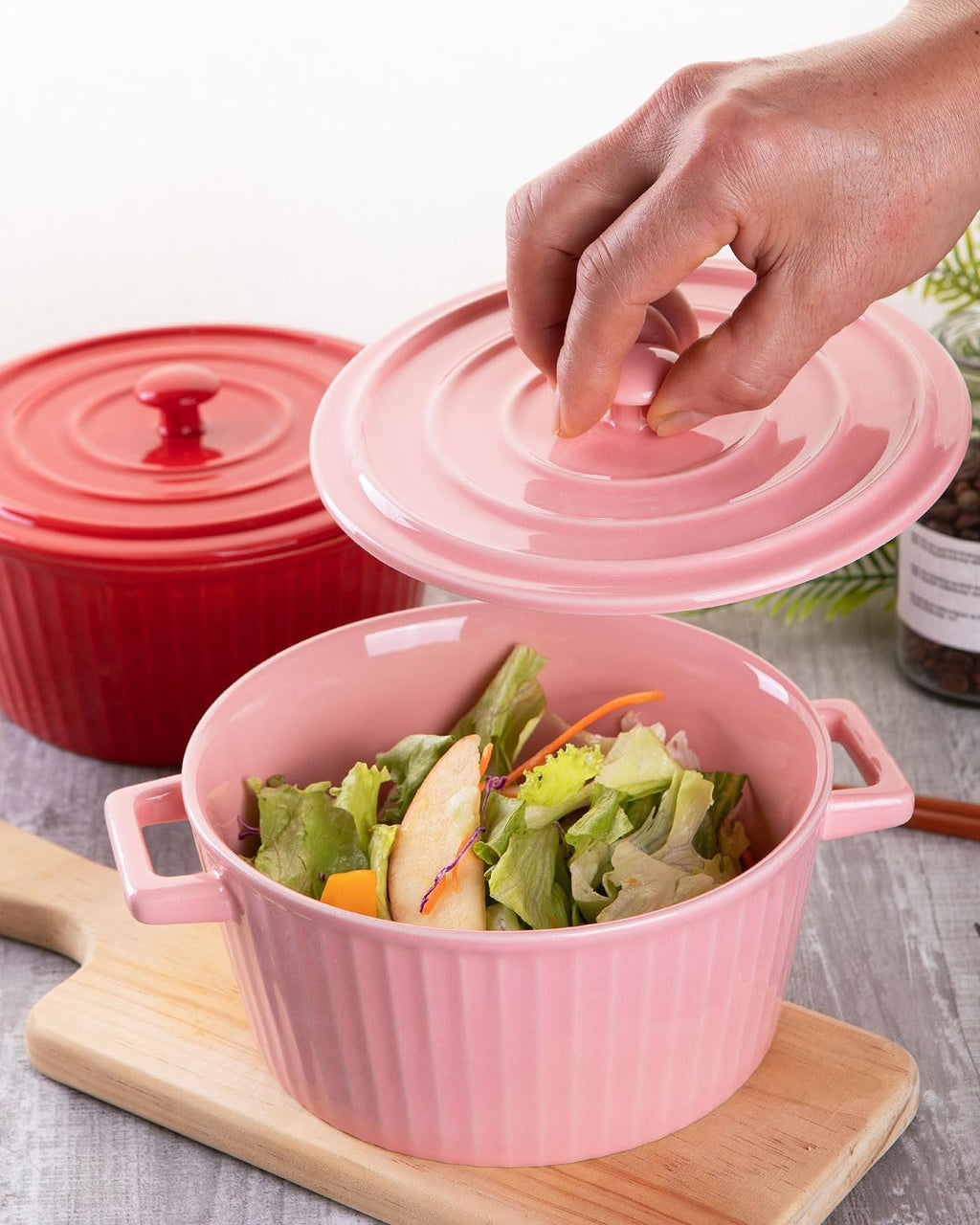 WHJY Pink Ceramic Casserole Dish with Lid，1 Quart Ceramic Casserole Pan for Bakeware Oven