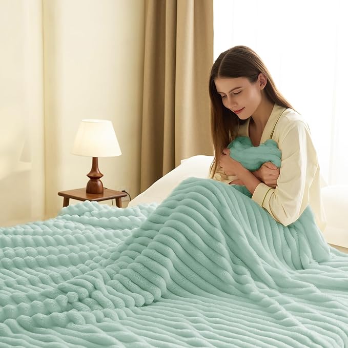 HIMEET Sage Green Ribbed Twin Blanket - Image 7