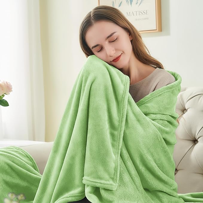 BEDELITE Fleece Blankets Queen Size Grass Green Throw Blankets - Image 3