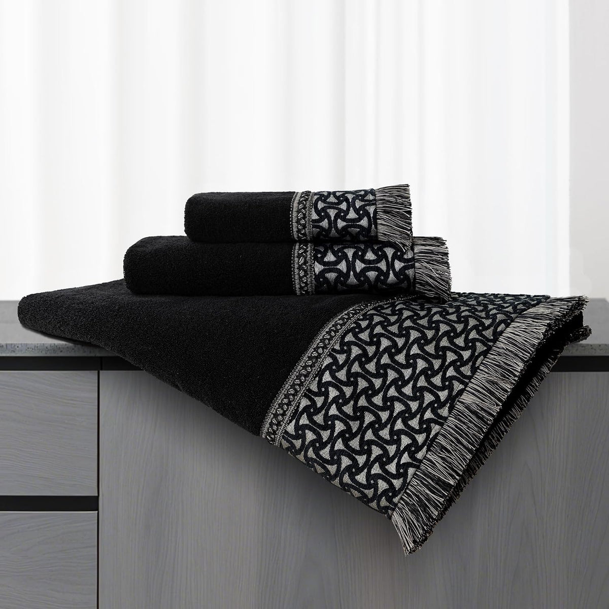 Loom and Mill Geometric Cotton Jacquard Bath Towel Set 3 Piece, Gray&Black