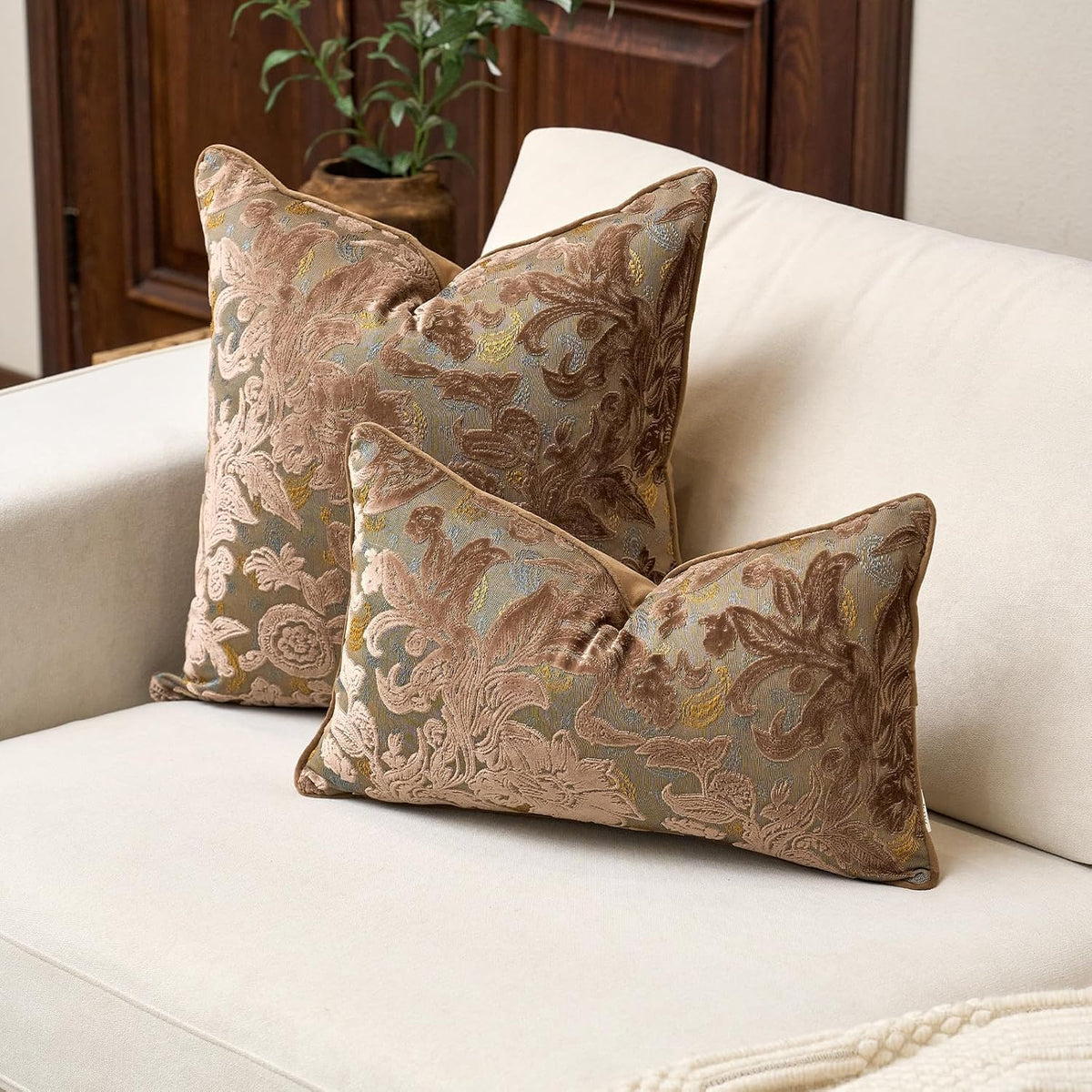 Alerfa Brown Neutral Floral Pillow Cover 12 x 20 Inch, Vintage Cut Velvet Rectangle Couch Throw Pillow Cover Soft Decorative Farmhouse Accent Pillowcase for Living Room Bedroom