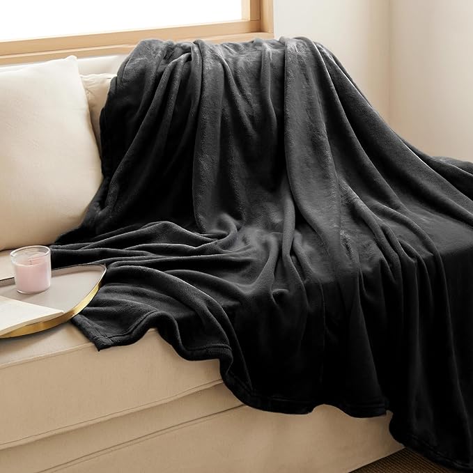 Bedsure GentleSoft Fleece Blanket Twin Size Black - Image 2