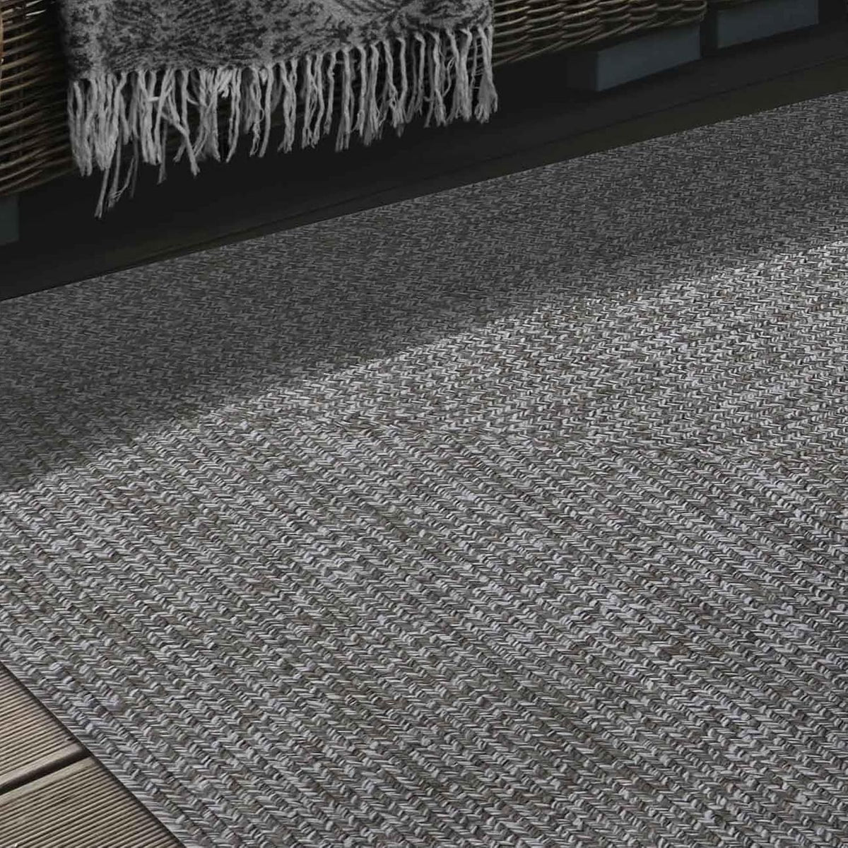 Superior Large Indoor/Outdoor Area Rug, Multi-Tone Reversible Braided Floor Decor for Patio, Front Porch, Entryway, Living Room, Office, Nursery, Artistic Home, 3' x 5', Canvas-White