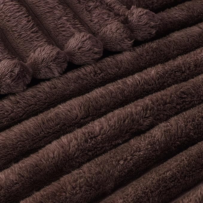 Exclusivo Mezcla Fleece Throw Blanket - Image 4