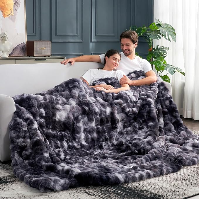 Cozy Bliss Faux Fur Throw Blanket - Image 3
