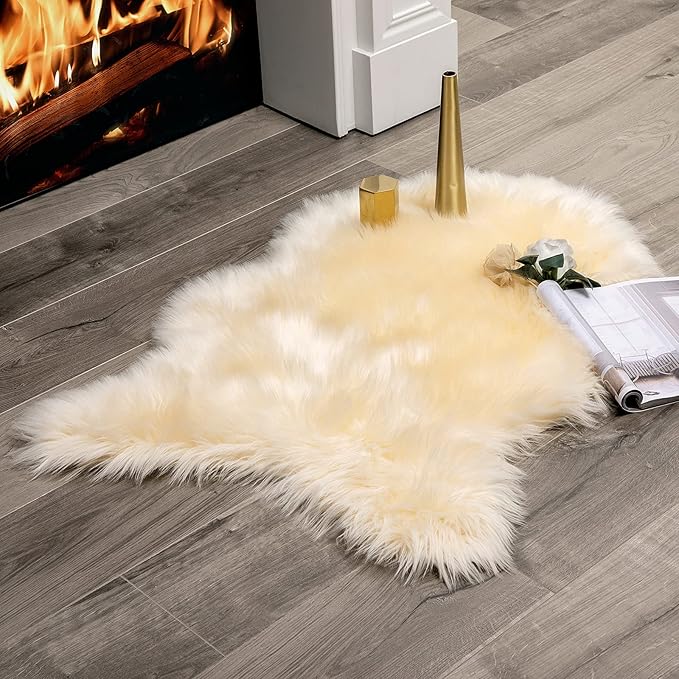 MIULEE Fluffy Rug Soft Shaggy Faux Fur Area Rug Luxury Plush Sheepskin Carpet by MIULEE