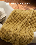Ultra Soft Cozy Faux Fur Throw Blanket, Fuzzy Plush Thick Bubble Blanket - Image 3