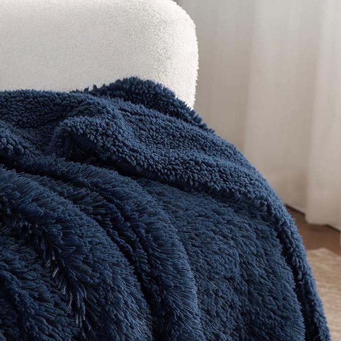 Bedsure GentleSoft Fuzzy Faux Fur Twin Blanket, Soft Sherpa Fleece Plush Warm - Image 4