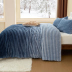 BEDELITE Fleece Queen Comforter Set, Fluffy Bed Set, Blue Ombre