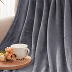 Exclusivo Mezcla Fleece Dark Grey Throw Blanket - Image 7