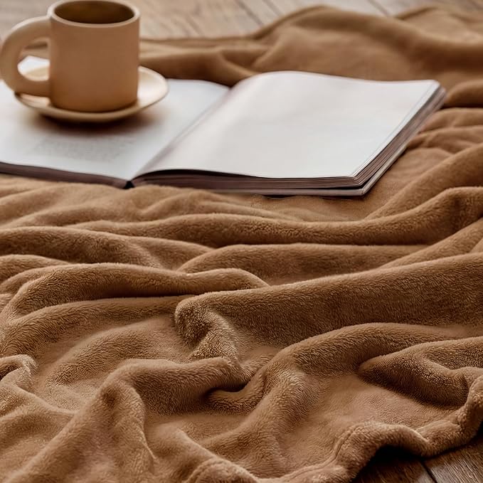 Bedsure GentleSoft Fleece Blanket Twin Size Orange - Image 5