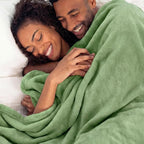 Bedsure GentleSoft Green Fleece Blankets King Size - Image 8