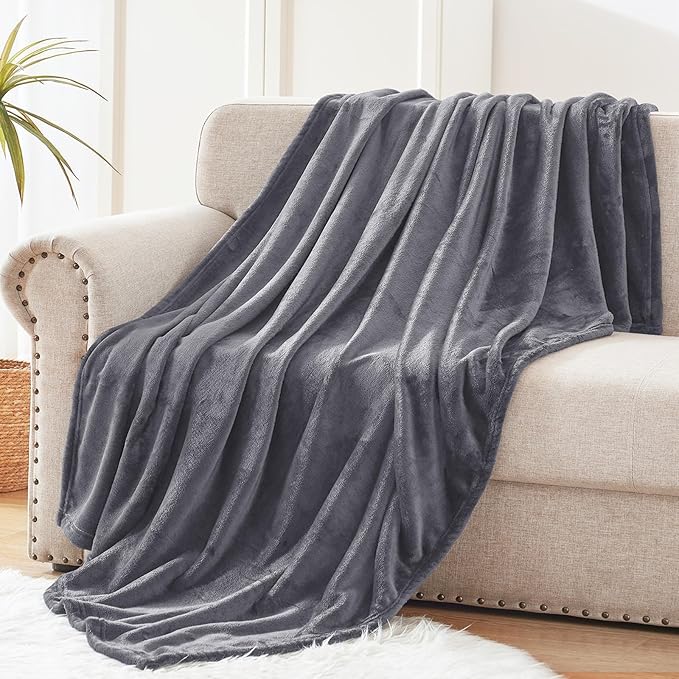 Exclusivo Mezcla Fleece Dark Grey Throw Blanket - Image 3
