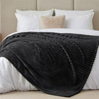 BEDELITE Full Size Blanket for Bed, 300GSM Soft & Warm Fleece Black Blanket - Image 2