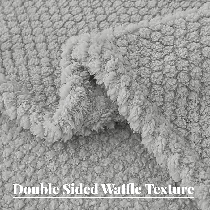Whale Flotilla Twin Size Fuzzy Fleece Blanket - Image 6