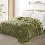 Exclusivo Mezcla Twin Size Flannel Fleece Blanket, Super Soft and Warm - Image 2