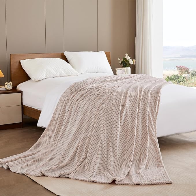 Exclusivo Mezcla Fleece Bed Blanket Queen Size, Super Soft and Warm Blankets - Image 4