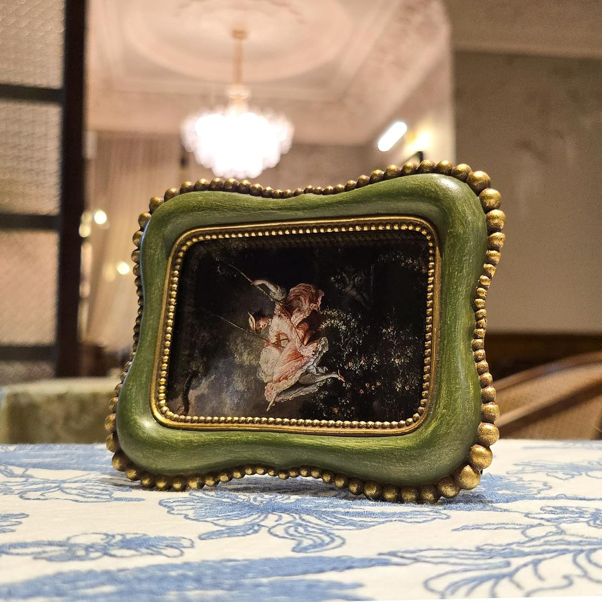 2.5x3.5 Small Vintage Picture Frame, Tiny Antique Green Ornate Photo Frame, for Tabletop and Wall Display, Decorative Retro Home Decor, Old Fashioned Photo Gallery Art