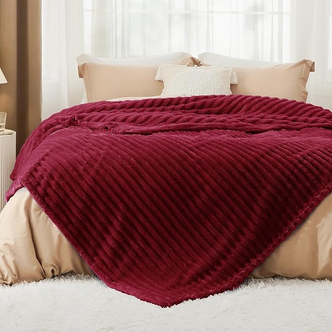 Bedsure GentleSoft Red Fleece Blanket - Image 2
