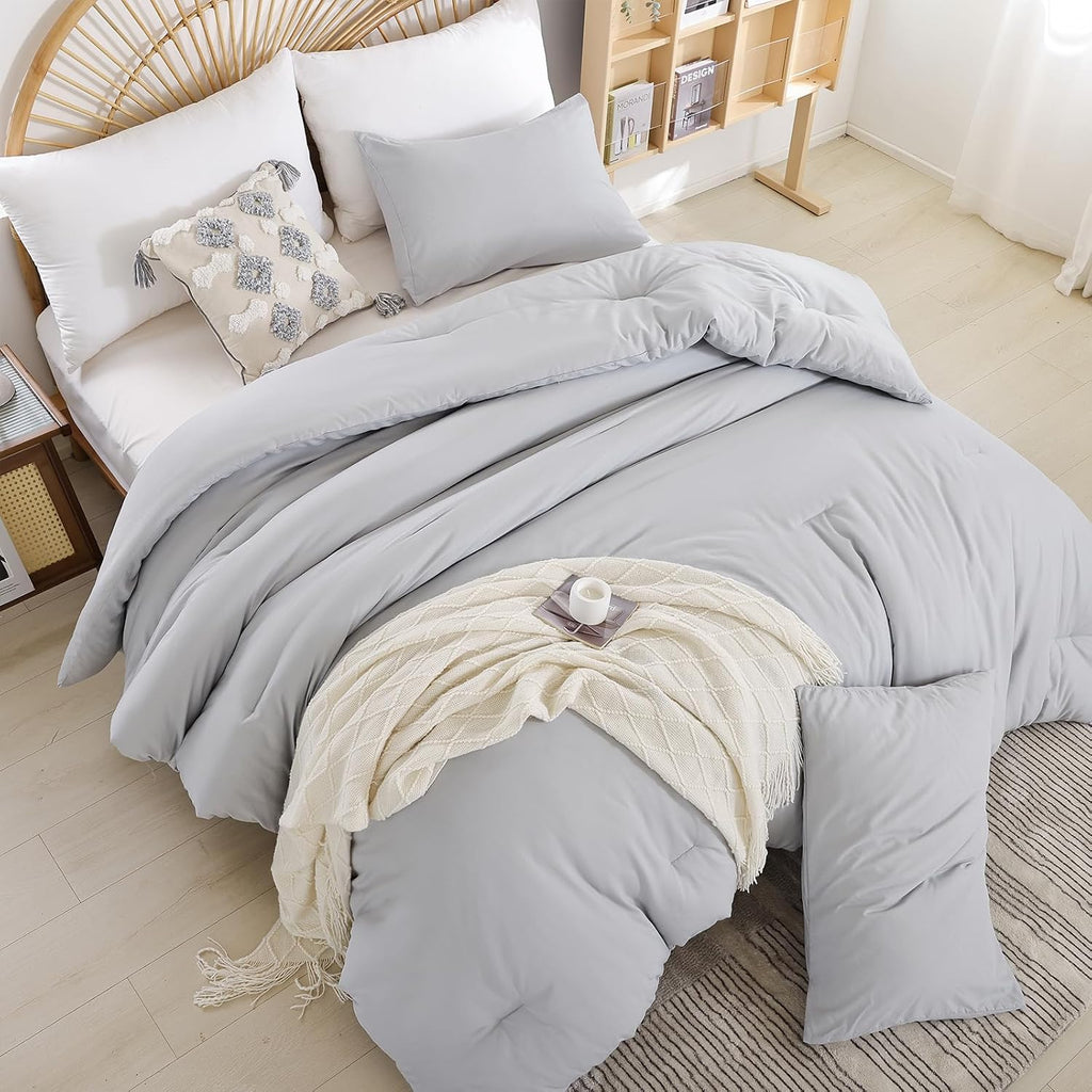 weigelia Light Grey Comforter Set Full, All Season Lightweight Bedding Set