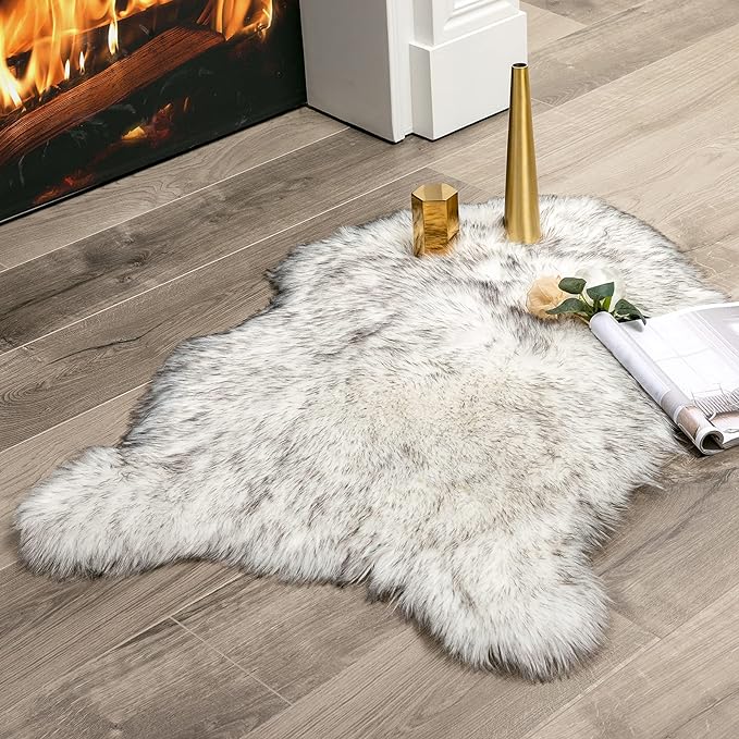 MIULEE Fluffy Rug Soft Shaggy Faux Fur Area Rug Luxury Plush Sheepskin Carpet by MIULEE
