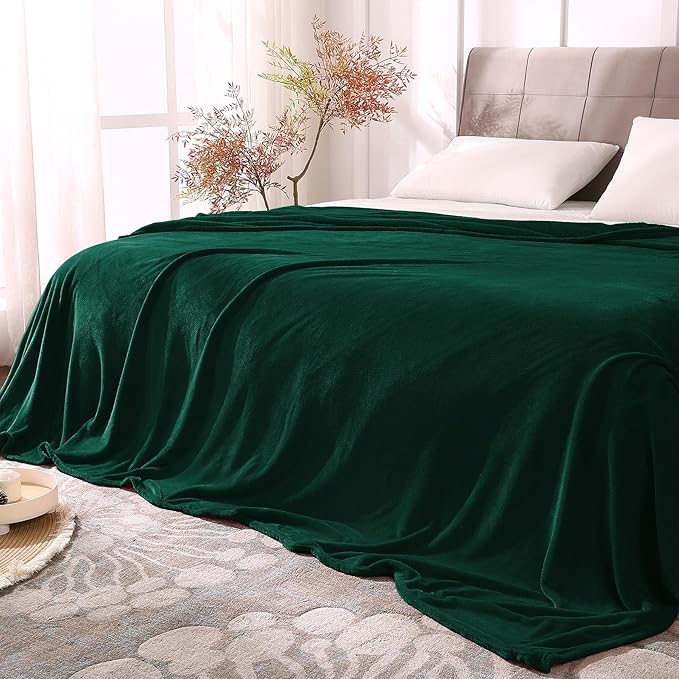 BEDELITE Fleece Blankets Queen Size Forest Green Throw Blankets by BEDELITE