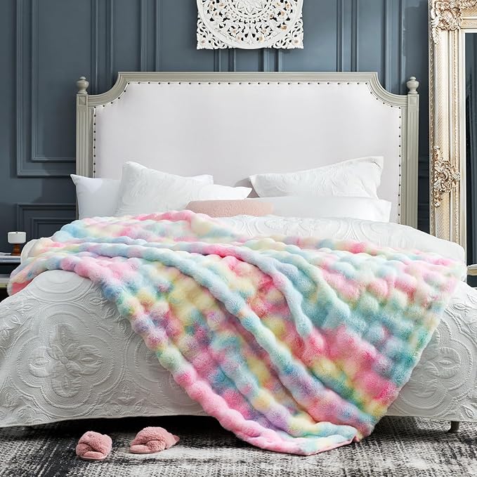 Cozy Bliss Faux Fur Throw Blanket - Image 3