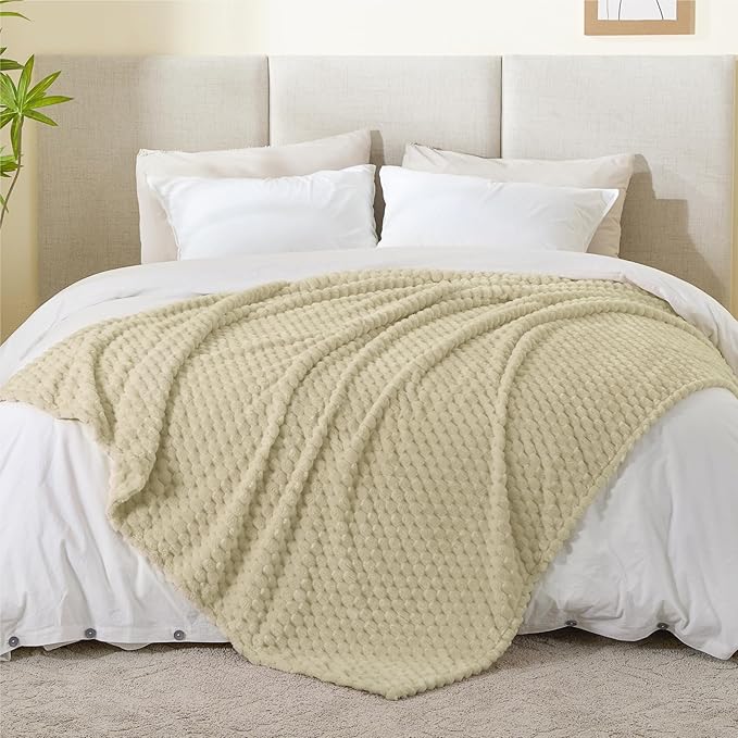BEDELITE Fleece Throw Blanket for Couch & Bed - Image 6