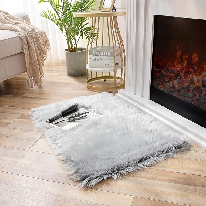 Ashler faux fur rug, Fluffy Shaggy Area Rug Ultra Soft 2 x 2.9 Feet Rectangle by AshlerHomeDeco