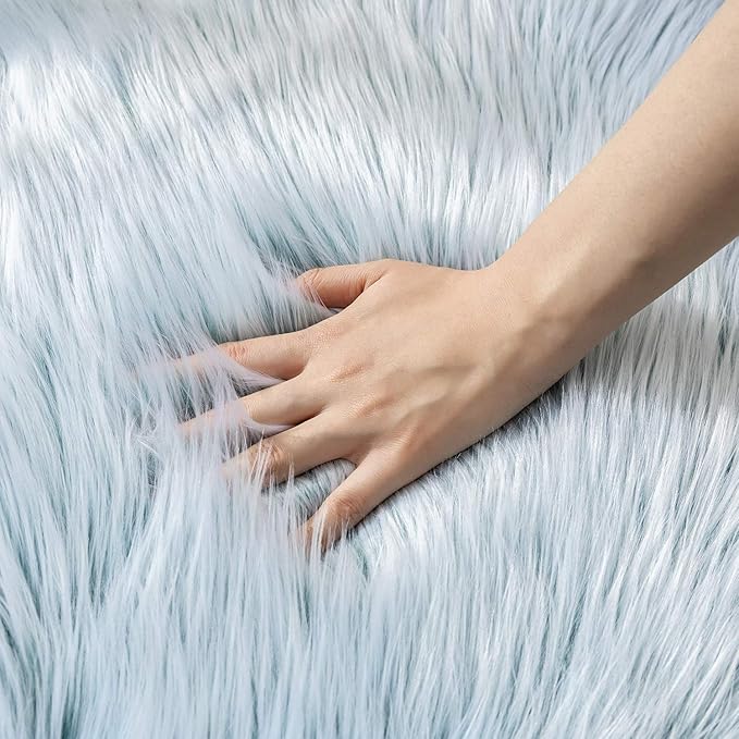 Ashler faux fur rug, Fluffy Shaggy Area Rug Ultra Soft 5 x 7 Feet Rectangle Fur - Image 4
