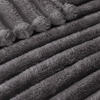 Exclusivo Mezcla Fleece Throw Blanket - Image 4