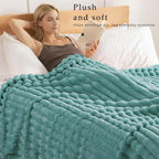 Exclusivo Mezcla Queen Size Flannel Fleece Blanket, Super Soft Striped Jacquard - Image 2