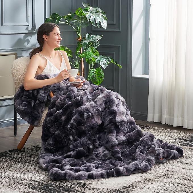 Cozy Bliss Faux Fur Throw Blanket - Image 2