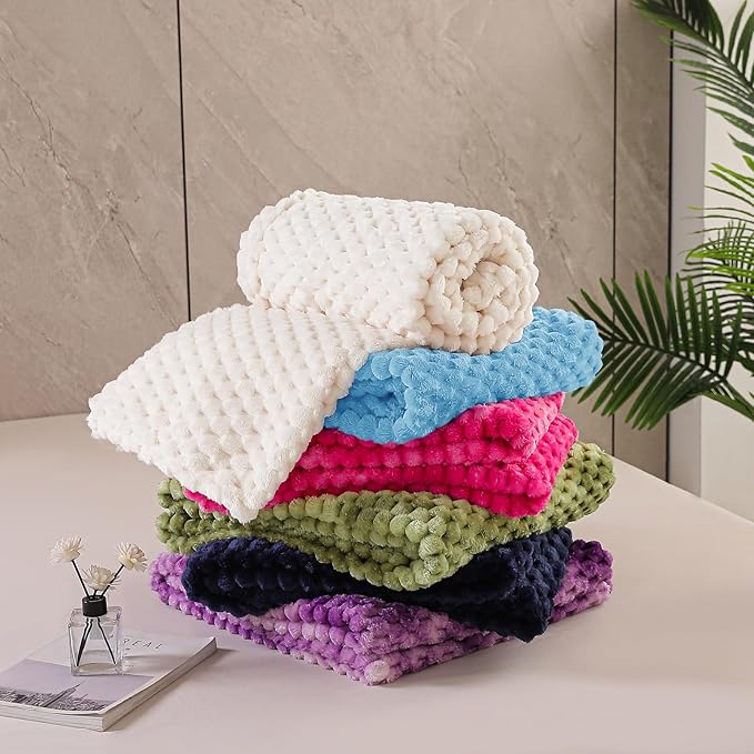 Exclusivo Mezcla Fleece Twin Blanket - Image 8