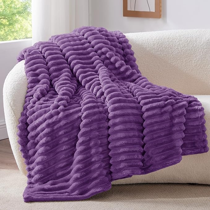 BEDELITE Twin Blanket for Couch & Bed, 300GSM Soft & Warm Fleece Blanket by BEDELITE