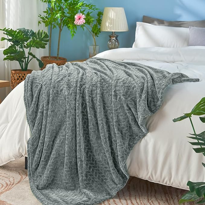 inhand Grey Fleece Queen Blanket - Image 3