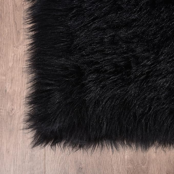 Goolela Black Sheepskin Rug 3x5 - Image 6