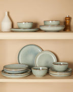 Ceramic Dinnerware Sets for 6, 18pcs Plates and Bowls Sets Dish Set